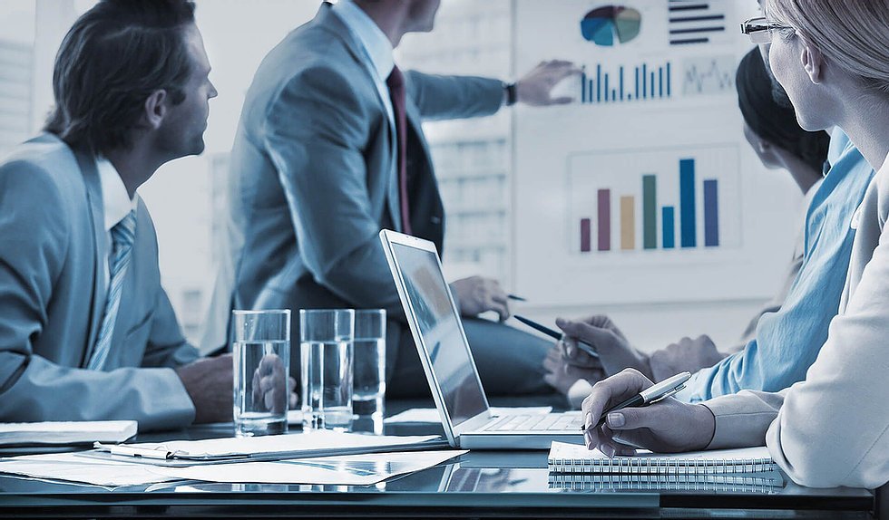 Bisnis Atau Investasi Pilihan Yang Cocok Bagi Milenial