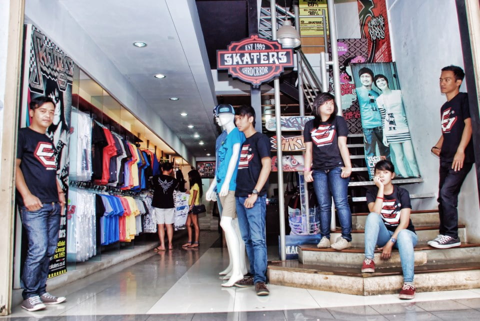 Mau Usaha Clothing? Alasan Brand Fashion Bandung Laku Di Pasaran