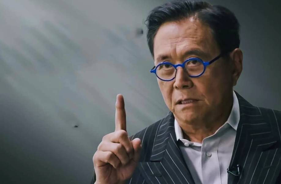 Robert Kiyosaki investor pebisnis penulis dan pembicara motivasi asal Amerika Serikat Sumber Digivestasi