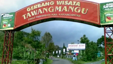 Gerbang Wisata Tawangmangu Sumber Foto Esposid