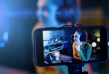 Ilustrasi Merekam Aktivtas Untuk Konten Youtube Sumber cloudfront dot net